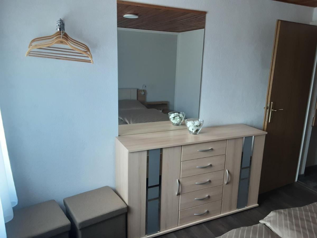 Alt Sammit Apartman Krakow am See Kültér fotó